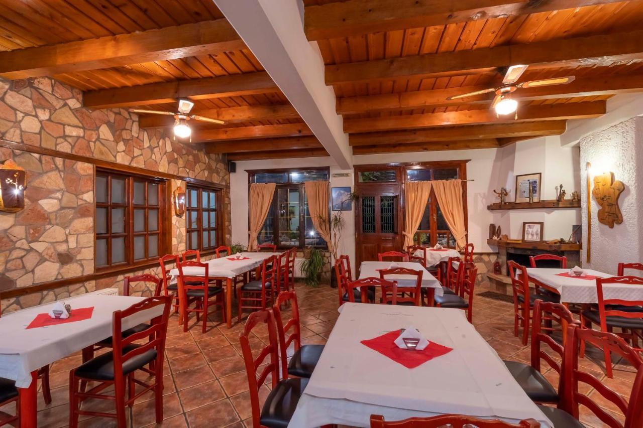 Hotel Makkas Krentis Dış mekan fotoğraf